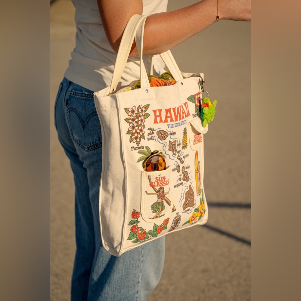 Canvas Hawaii Tote Bag in Cream